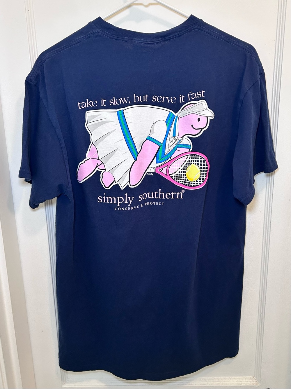 Simply Southern Serve It Fast Navy Sandy Turtle Tennis Graphic T-Shirt Women’s L